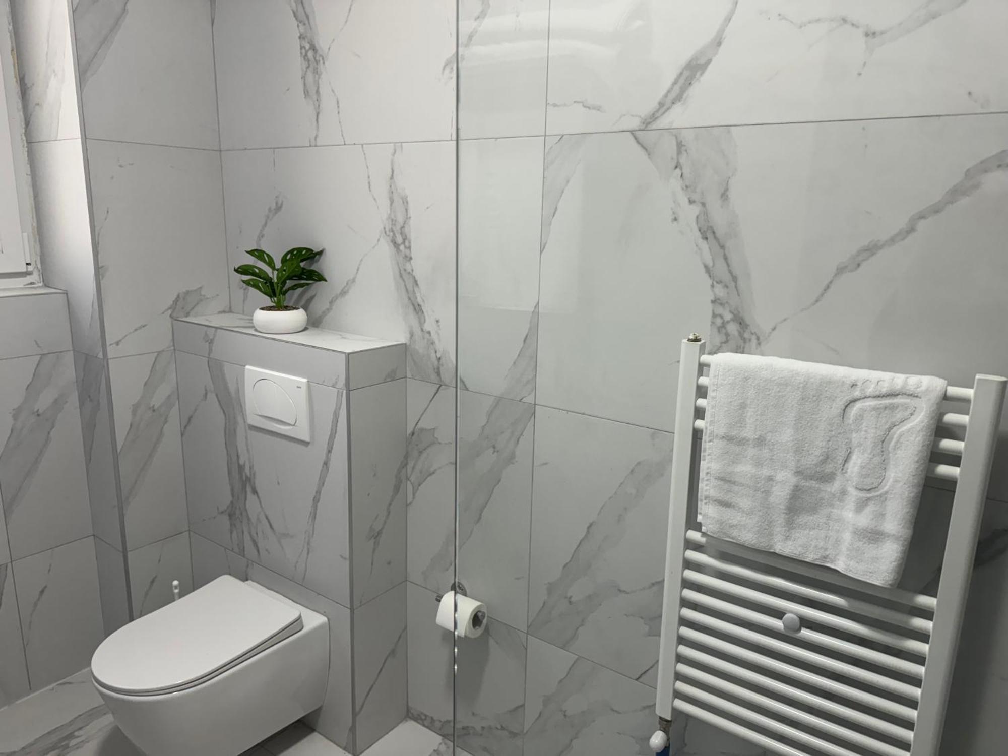 Hotel Le Manoir Gostivar Kültér fotó