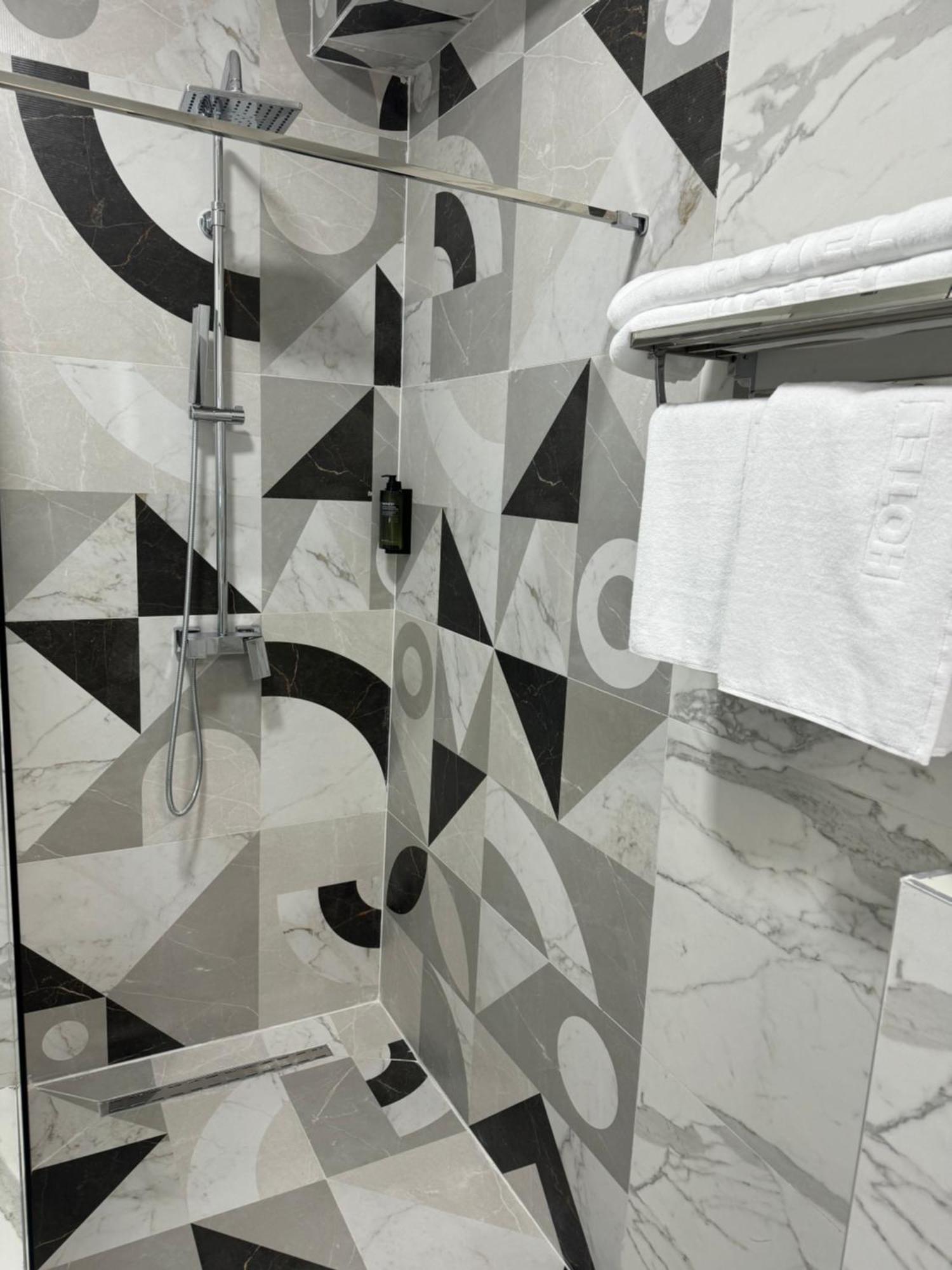Hotel Le Manoir Gostivar Kültér fotó