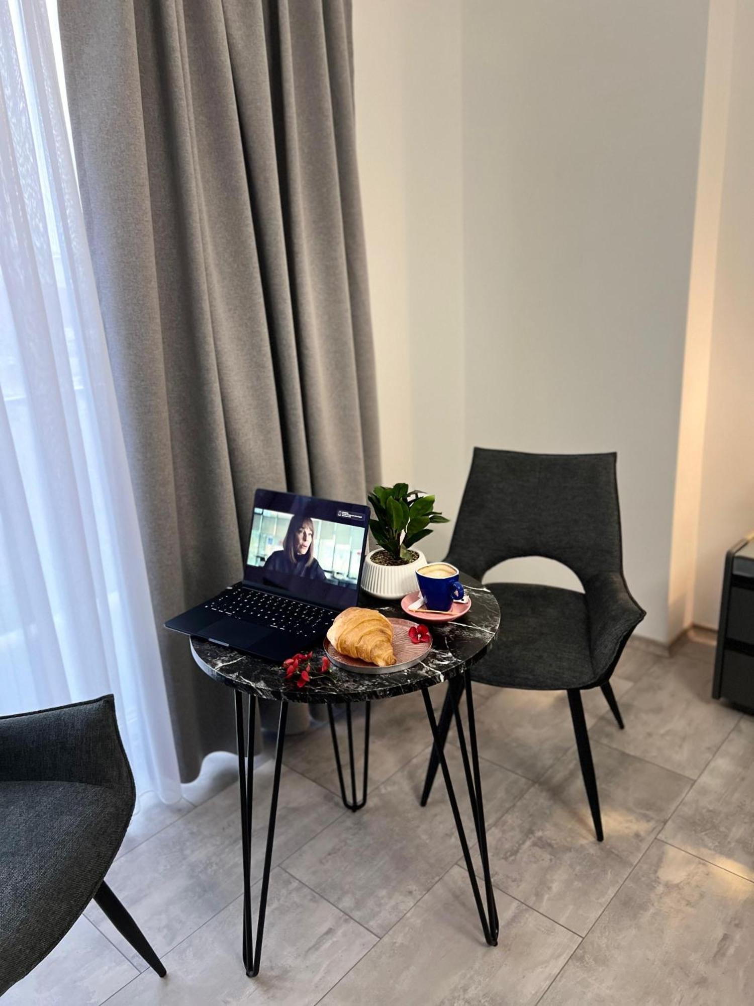 Hotel Le Manoir Gostivar Kültér fotó